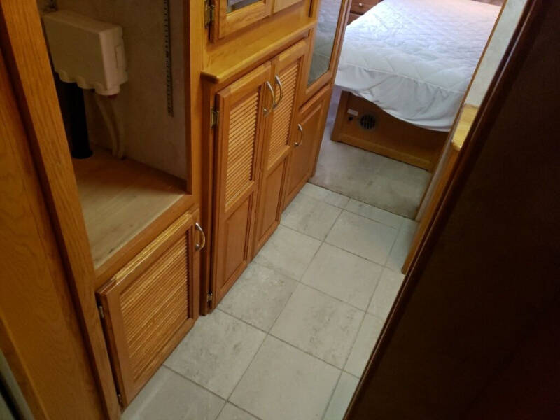 1999 Freightliner XC Chassis