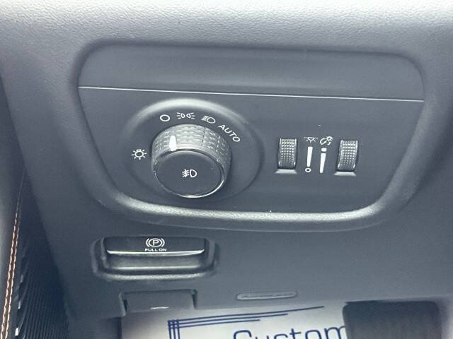 2022 Jeep Grand Cherokee Summit Reserve