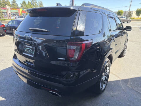 2017 Ford Explorer Sport
