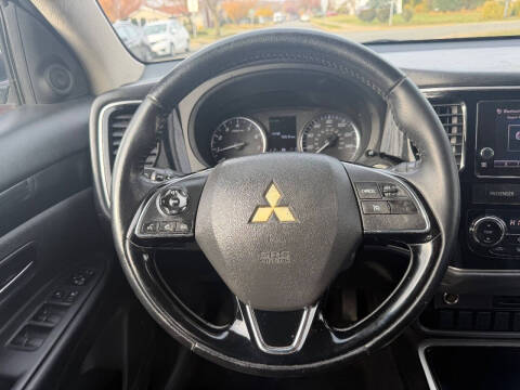 2017 Mitsubishi Outlander SEL