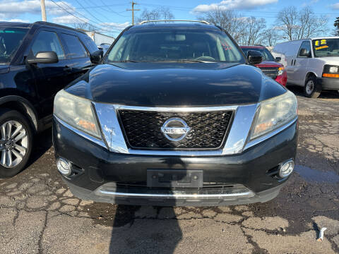 2013 Nissan Pathfinder for sale at Nissi Auto Sales in Waukegan IL