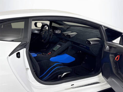 2021 Lamborghini Huracan STO