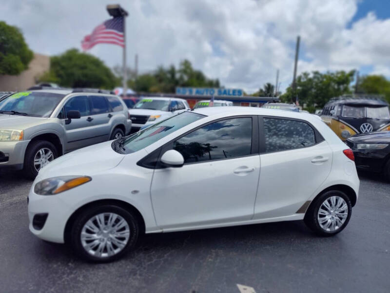 2011 Mazda MAZDA2 Touring