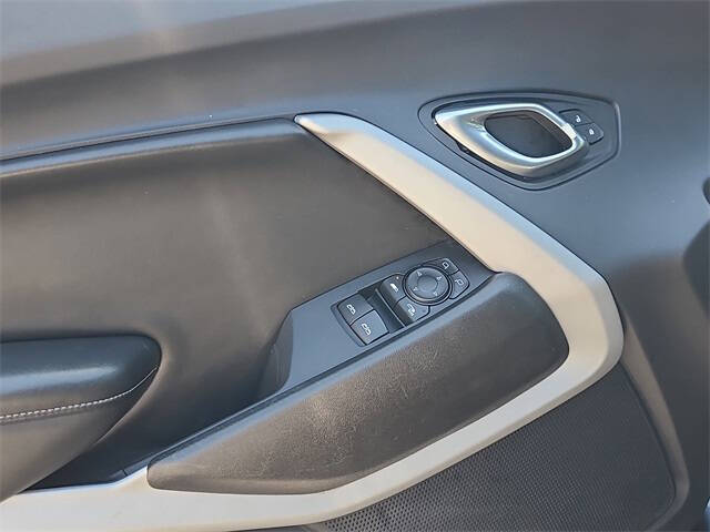 2023 Chevrolet Camaro LT