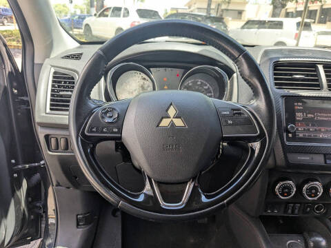 2019 Mitsubishi Outlander Sport SE