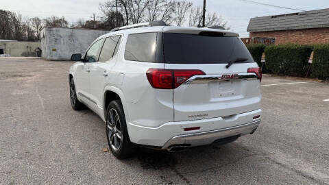 2017 GMC Acadia Denali