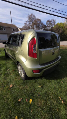 2012 Kia Soul +