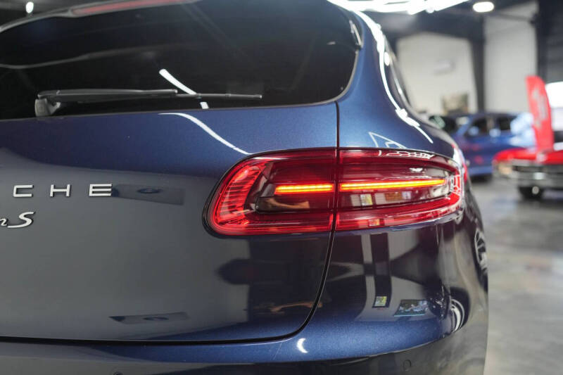 2016 Porsche Macan S