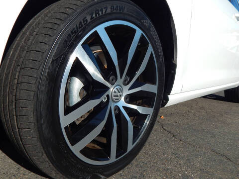 2016 Volkswagen Golf TSI SE