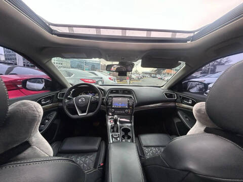 2016 Nissan Maxima Platinum