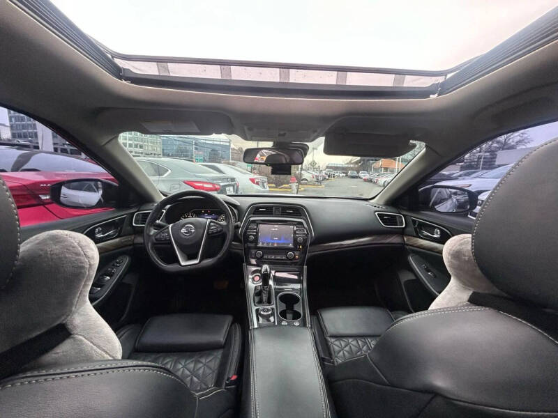 2016 Nissan Maxima Platinum