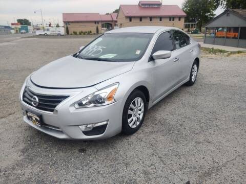 2015 Nissan Altima for sale at Golden Crown Auto Sales in Kennewick WA