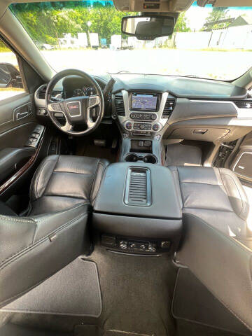 2017 GMC Yukon XL SLT