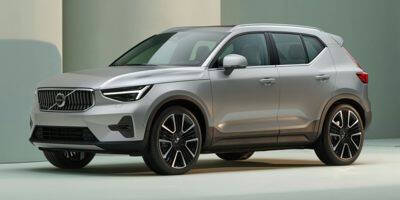 2023 Volvo XC40 B5 Core
