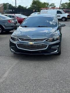 2018 Chevrolet Malibu for sale at D TOWN AUTO SALES LLC in Detroit, MI