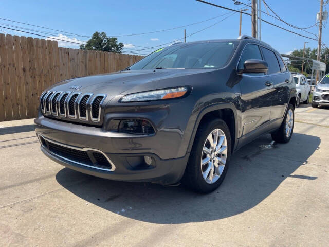 2016 Jeep Cherokee for sale at Falasteen Motors in La Place, LA