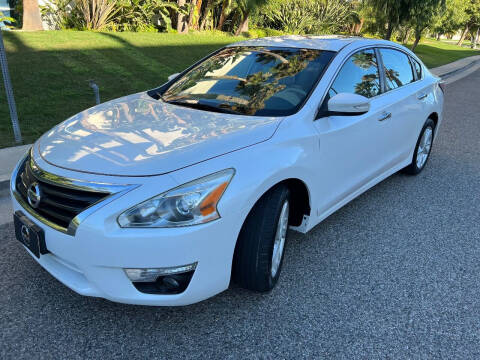 2014 Nissan Altima for sale at Star Cars in Arleta CA