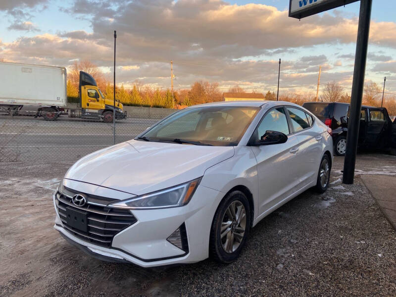 2019 Hyundai Elantra SE