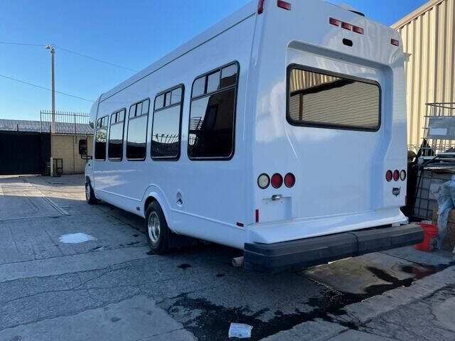 2010 Ford E-450