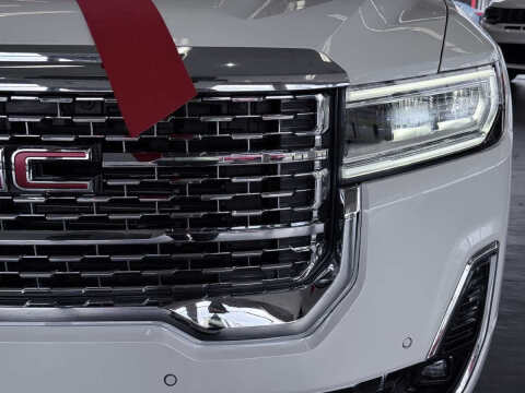 2022 GMC Acadia Denali