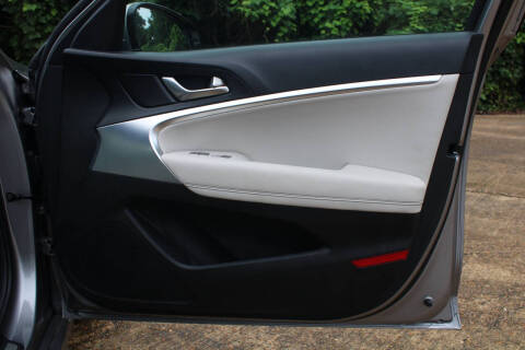 2025 Genesis G70