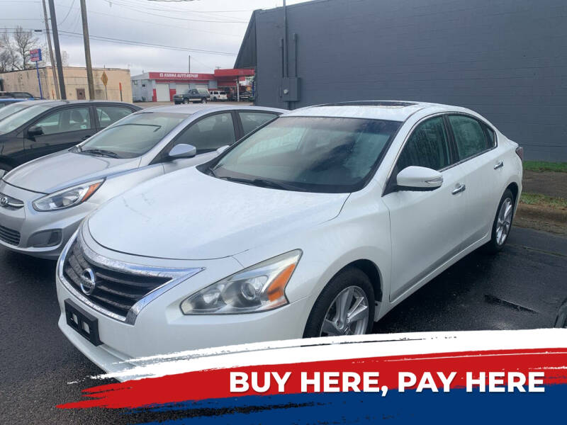 2014 Nissan Altima SV's photo