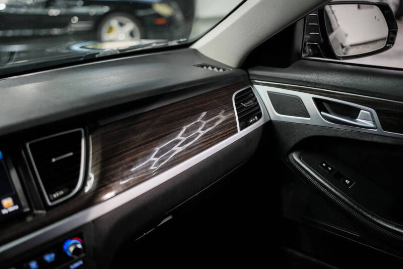 2019 Genesis G80