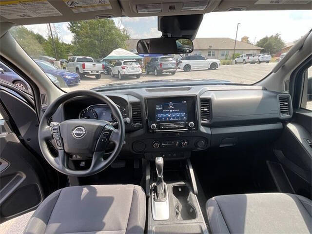 2022 Nissan Frontier S