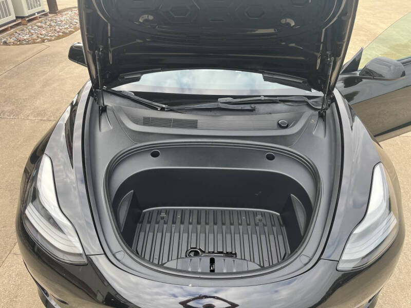 2023 Tesla Model 3 Performance