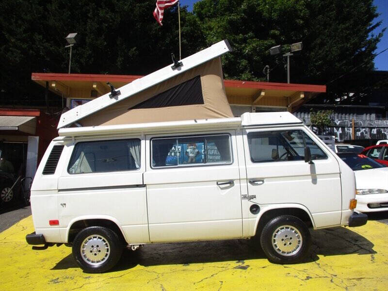 1982 Volkswagen Vanagon Camper