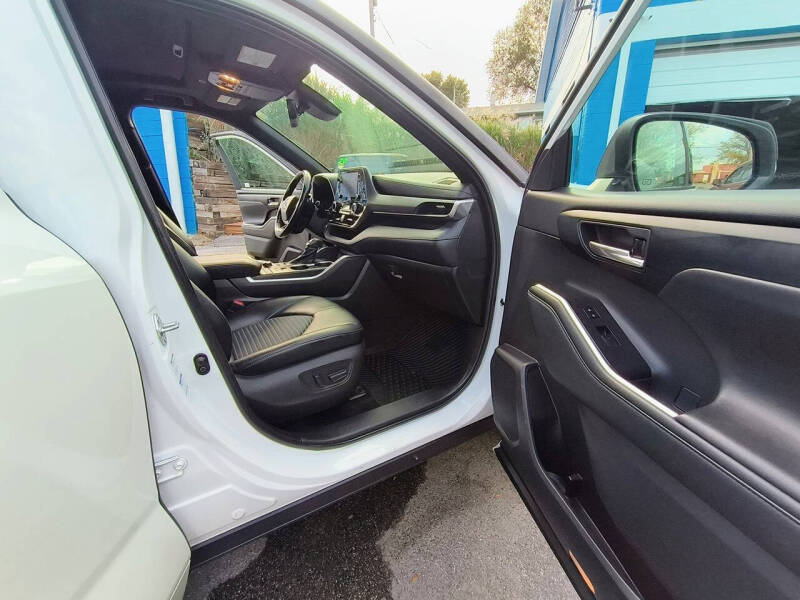 2021 Toyota Highlander XSE