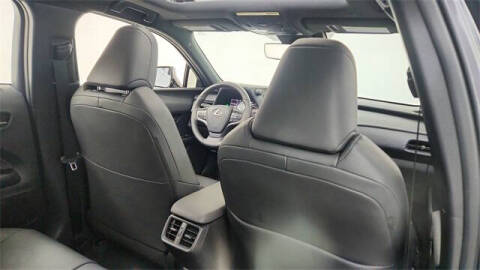 2024 Lexus UX 250h Premium