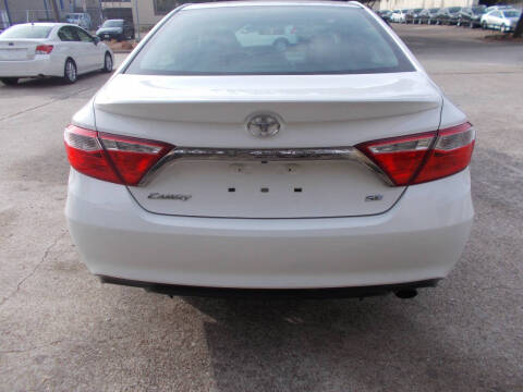 2017 Toyota Camry SE