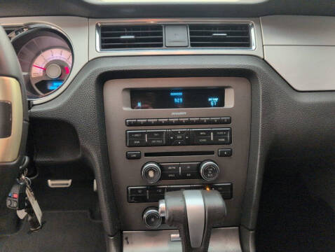 2010 Ford Mustang V6 Premium