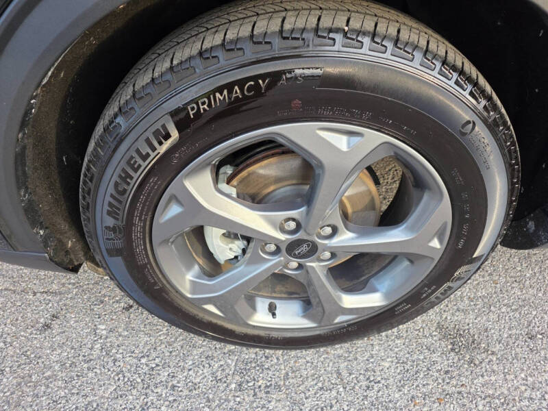 2025 Ford Escape ST-Line