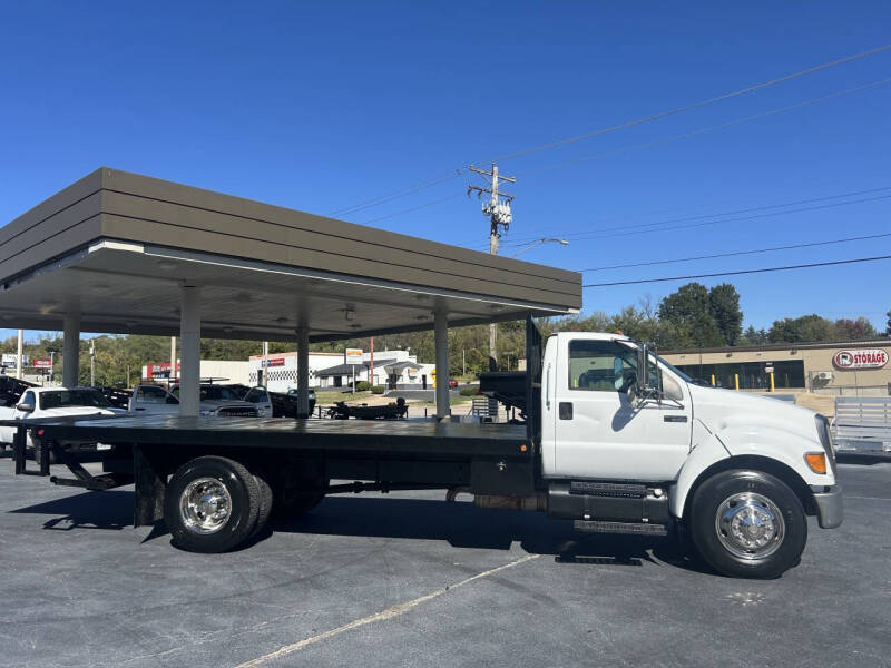 2004 Ford F-650 Super Duty