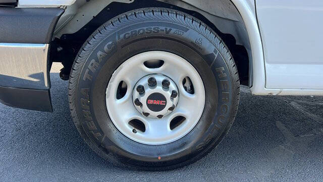 2023 GMC Savana 2500