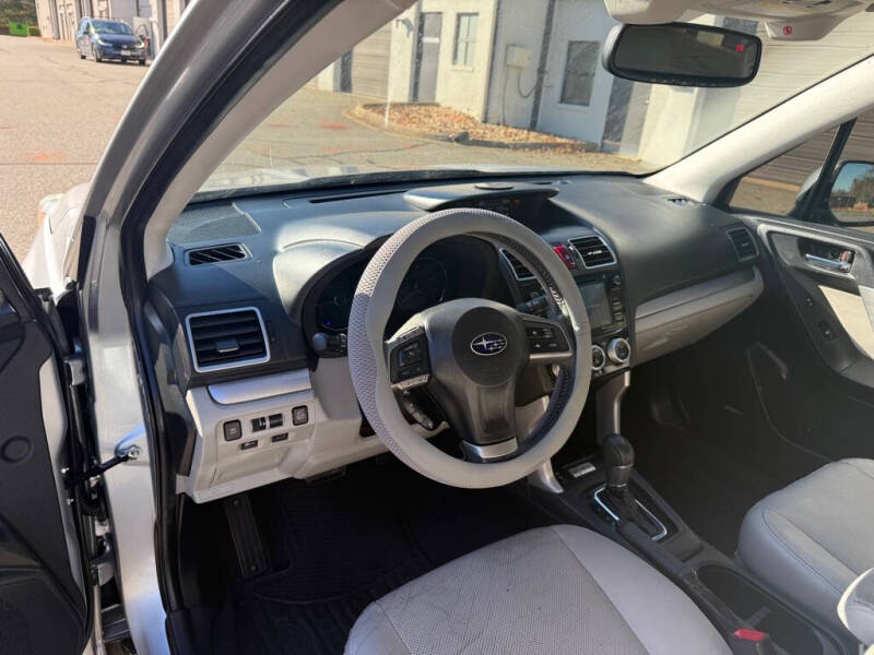 2016 Subaru Forester 2.5i Touring