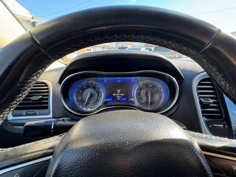 2019 Chrysler 300 Touring