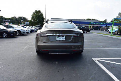2015 Tesla Model S 70