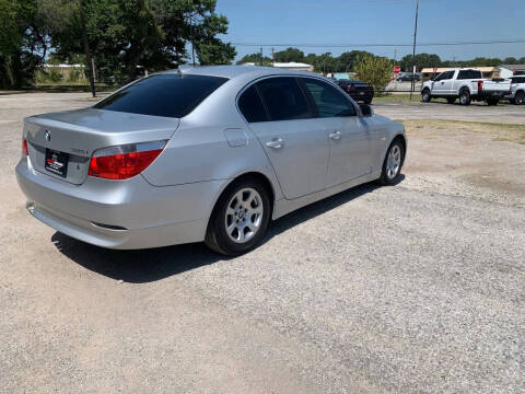 2004 BMW 5 Series 525i