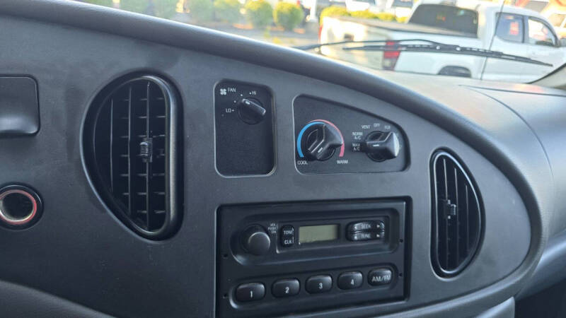 2008 Ford E-Series E-150