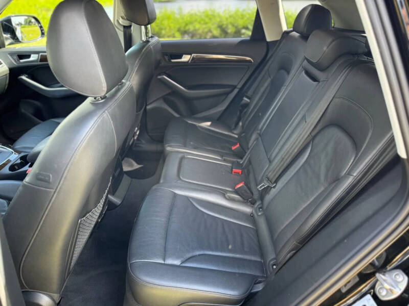 2013 Audi Q5 2.0T quattro Premium