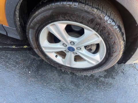 2016 Ford Escape SE