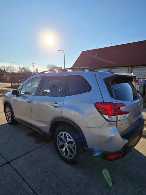 2023 Subaru Forester Premium