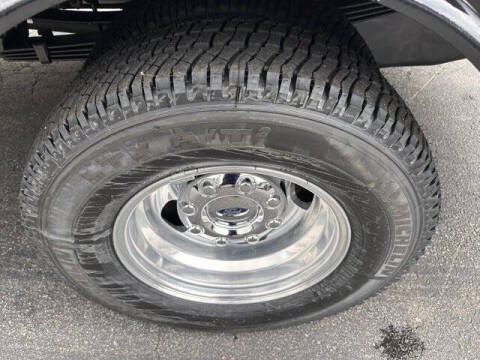 2025 Ford F-350 Super Duty XL