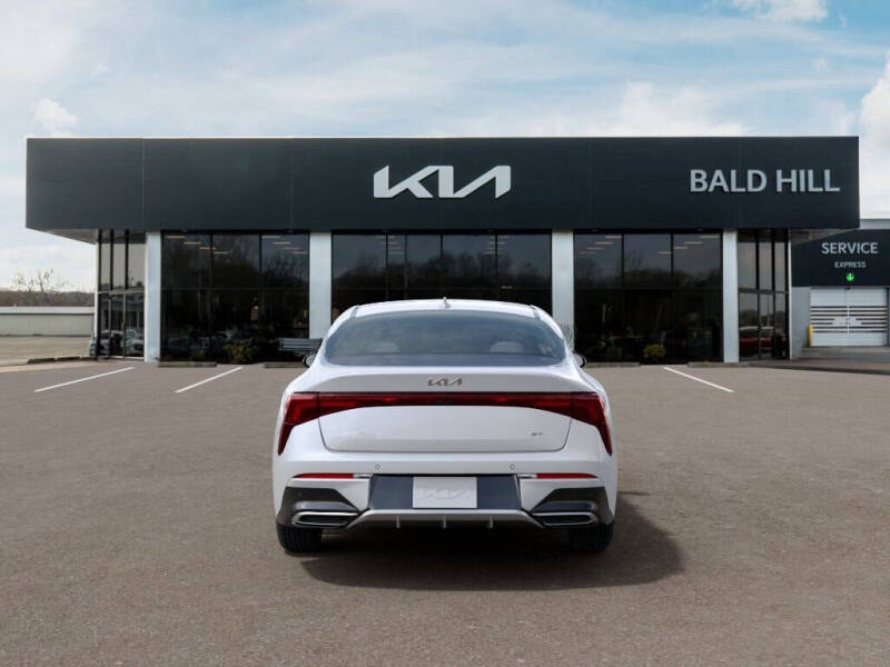 2026 Kia K5
