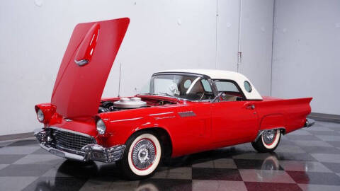 1957 Ford Thunderbird