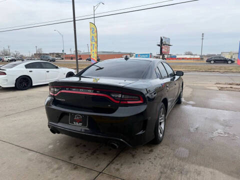 2016 Dodge Charger SXT
