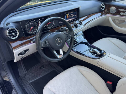 2017 Mercedes-Benz E-Class E 300 4MATIC